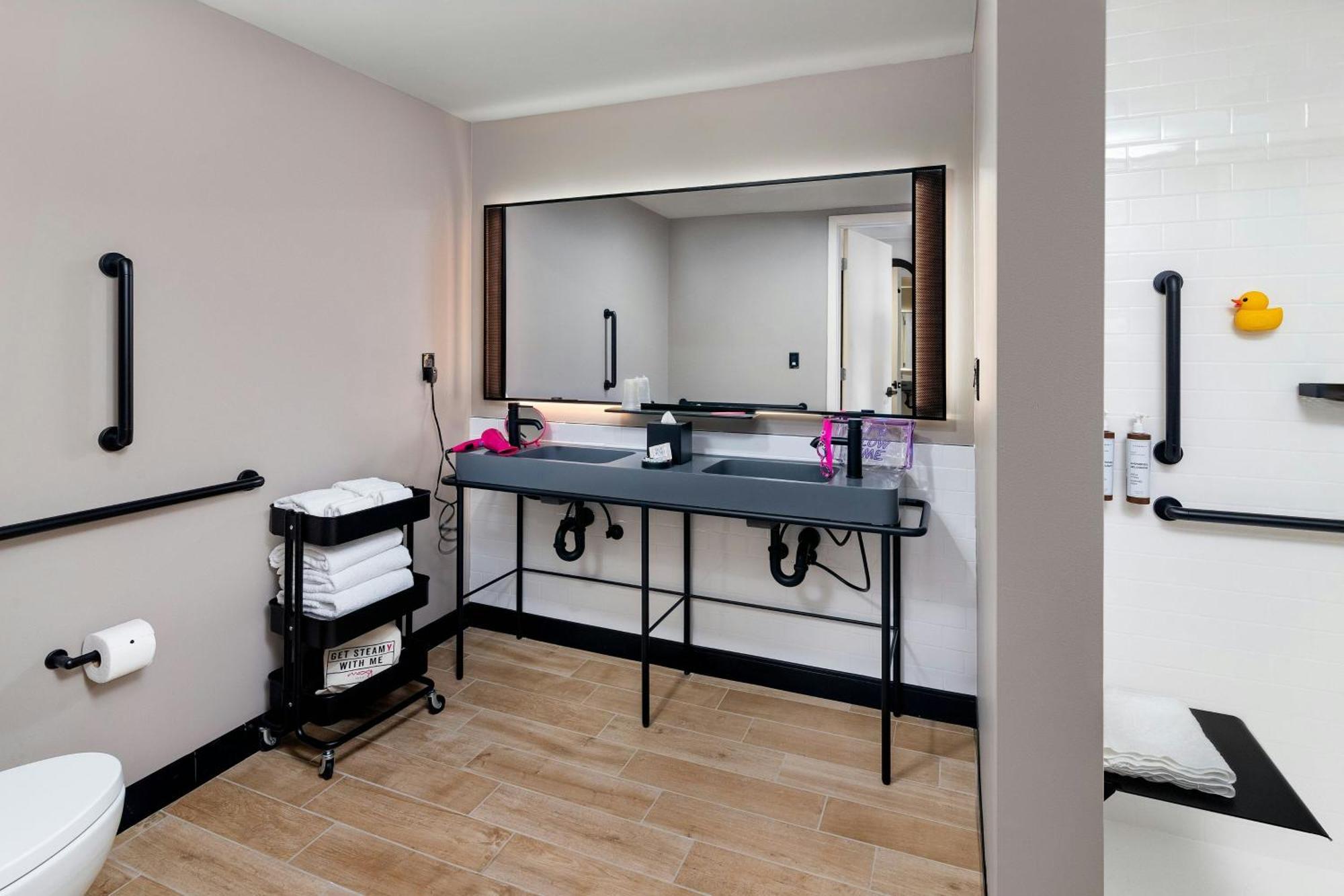 Hotel Moxy Miami Wynwood Esterno foto