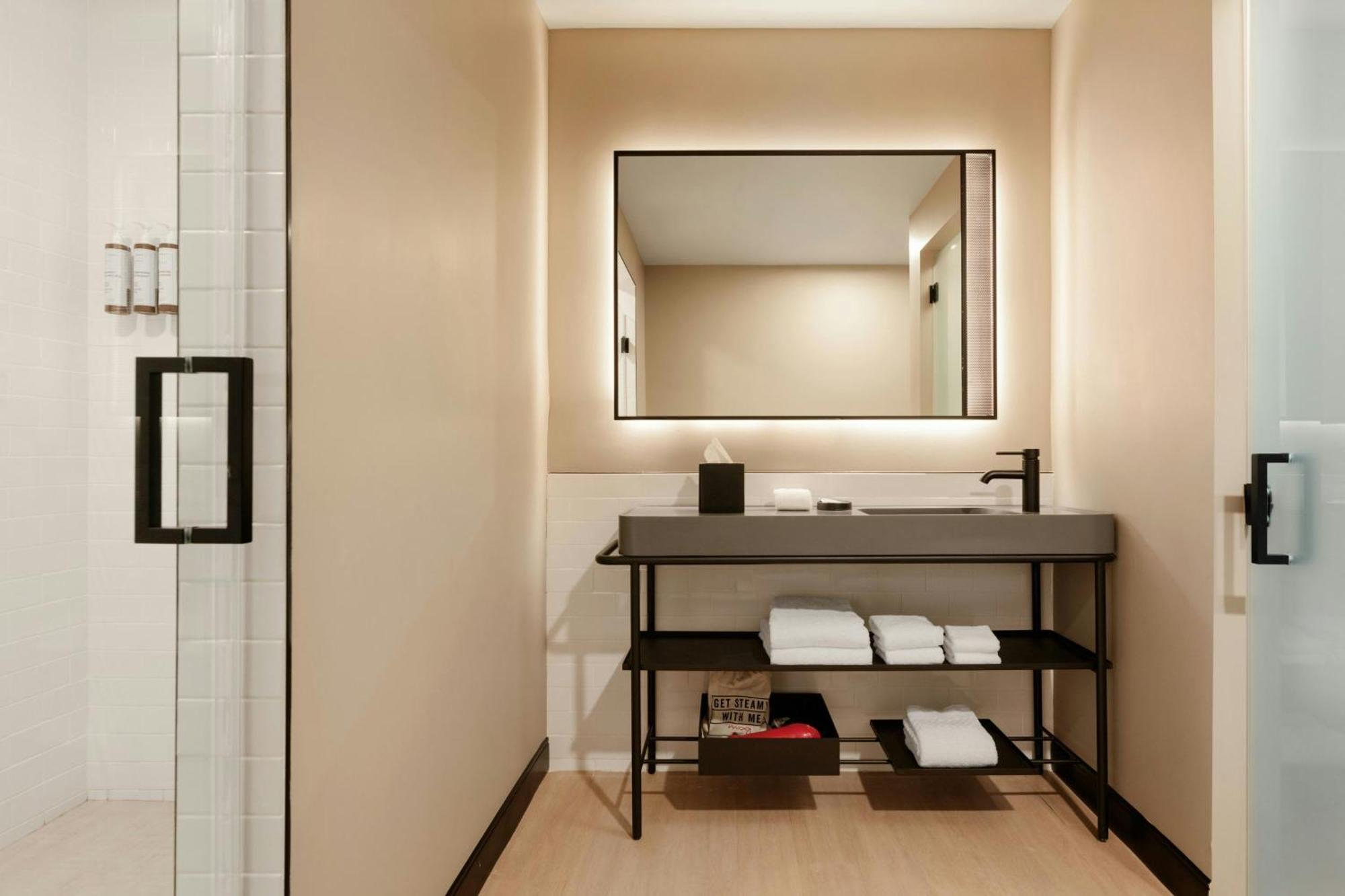 Hotel Moxy Miami Wynwood Esterno foto